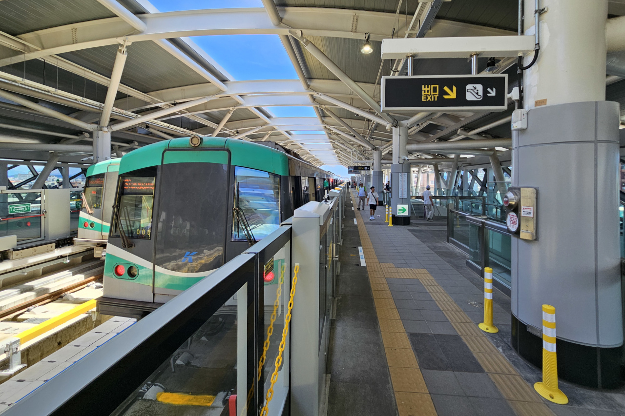 KMRT Gangshan Station