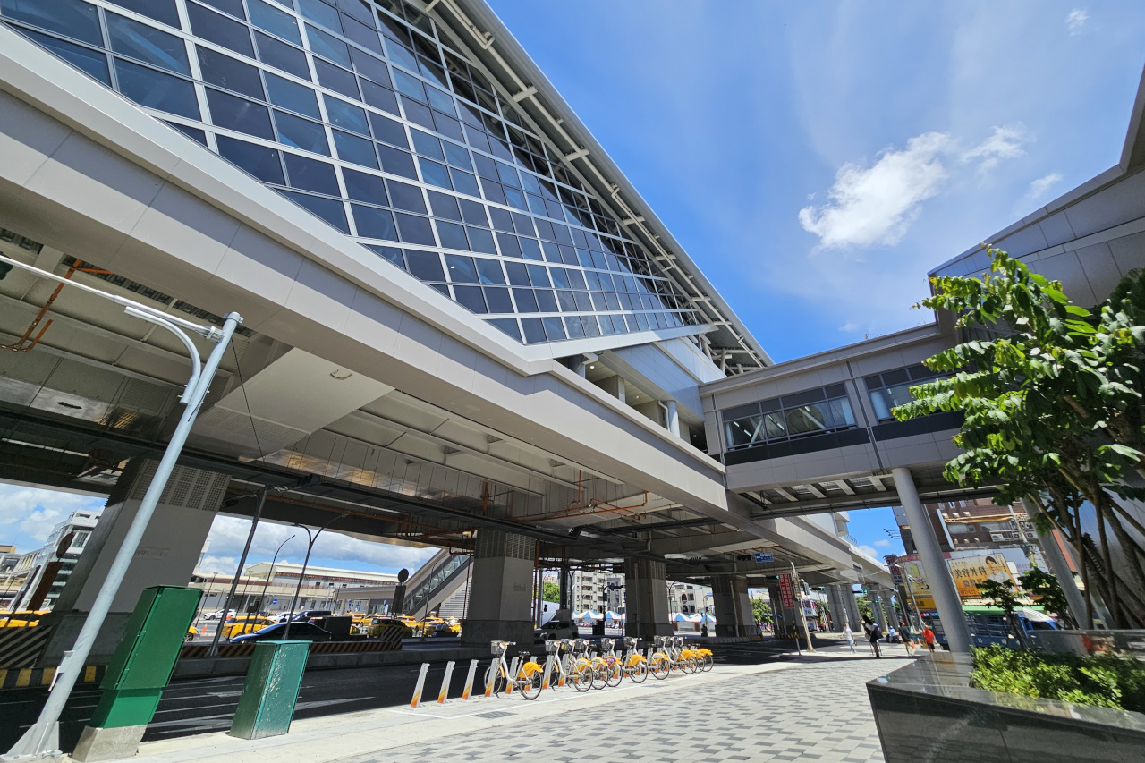 KMRT Gangshan Station