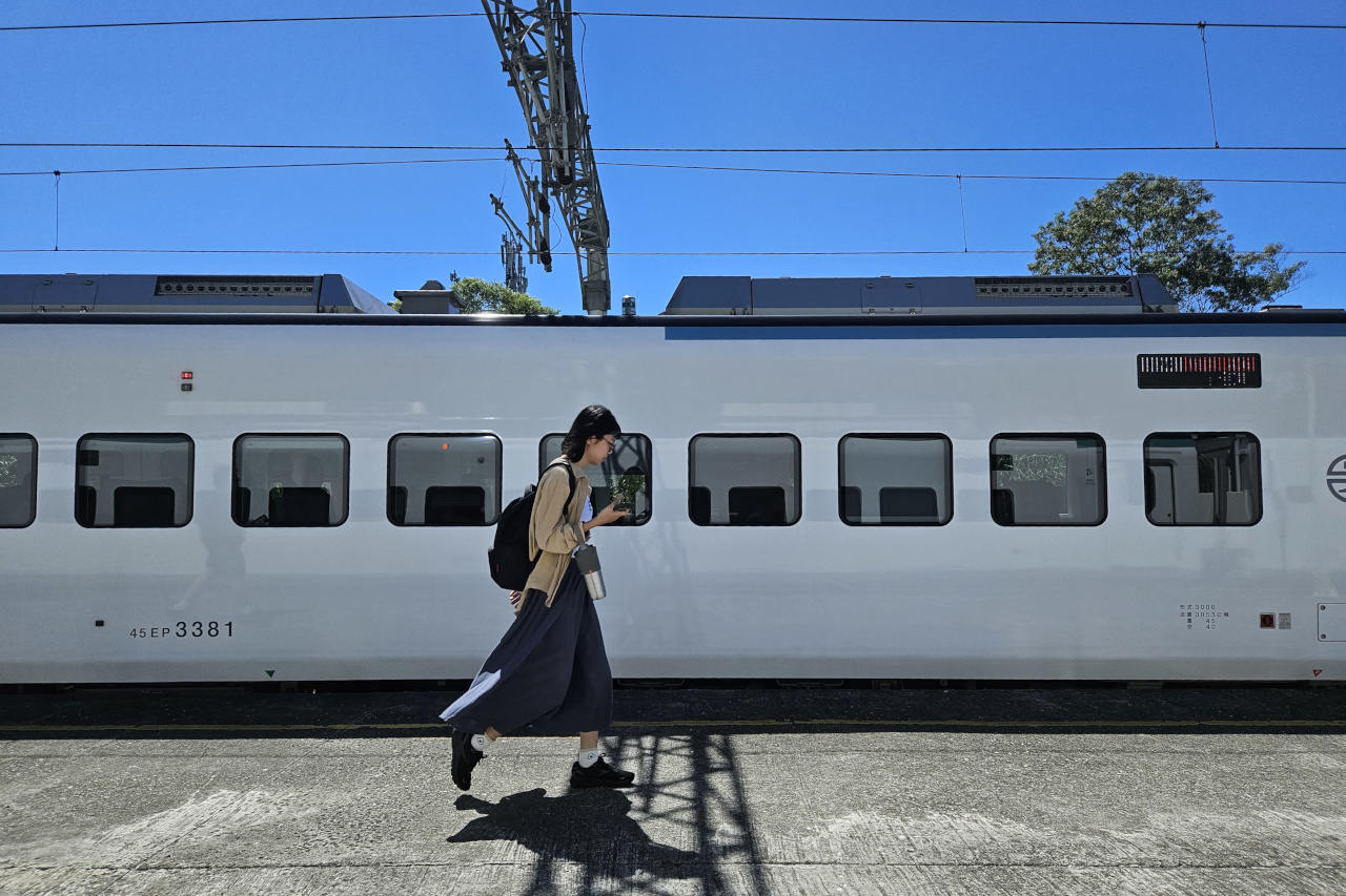 TRA EMU3000 Kaohsiung-Hualian