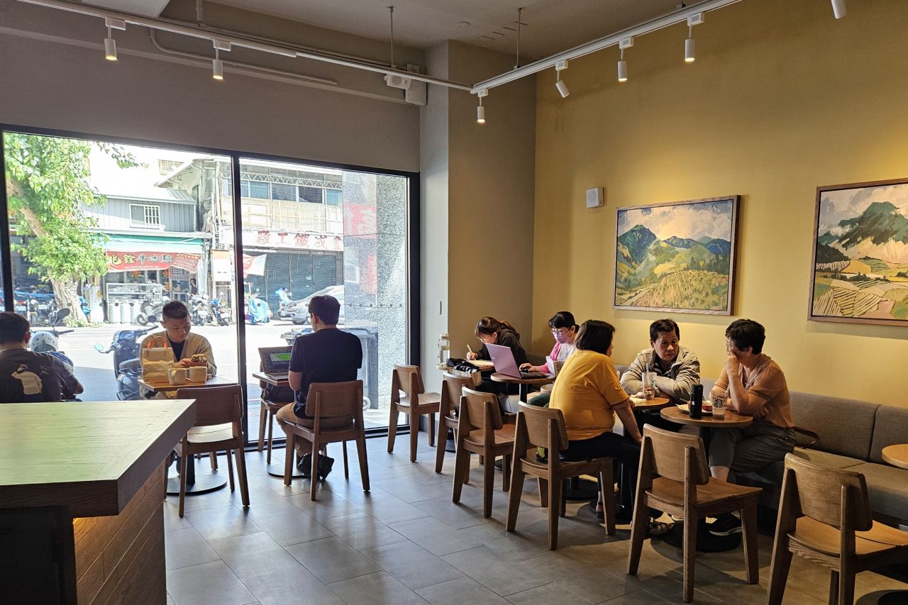 Starbucks Jianguo Zili