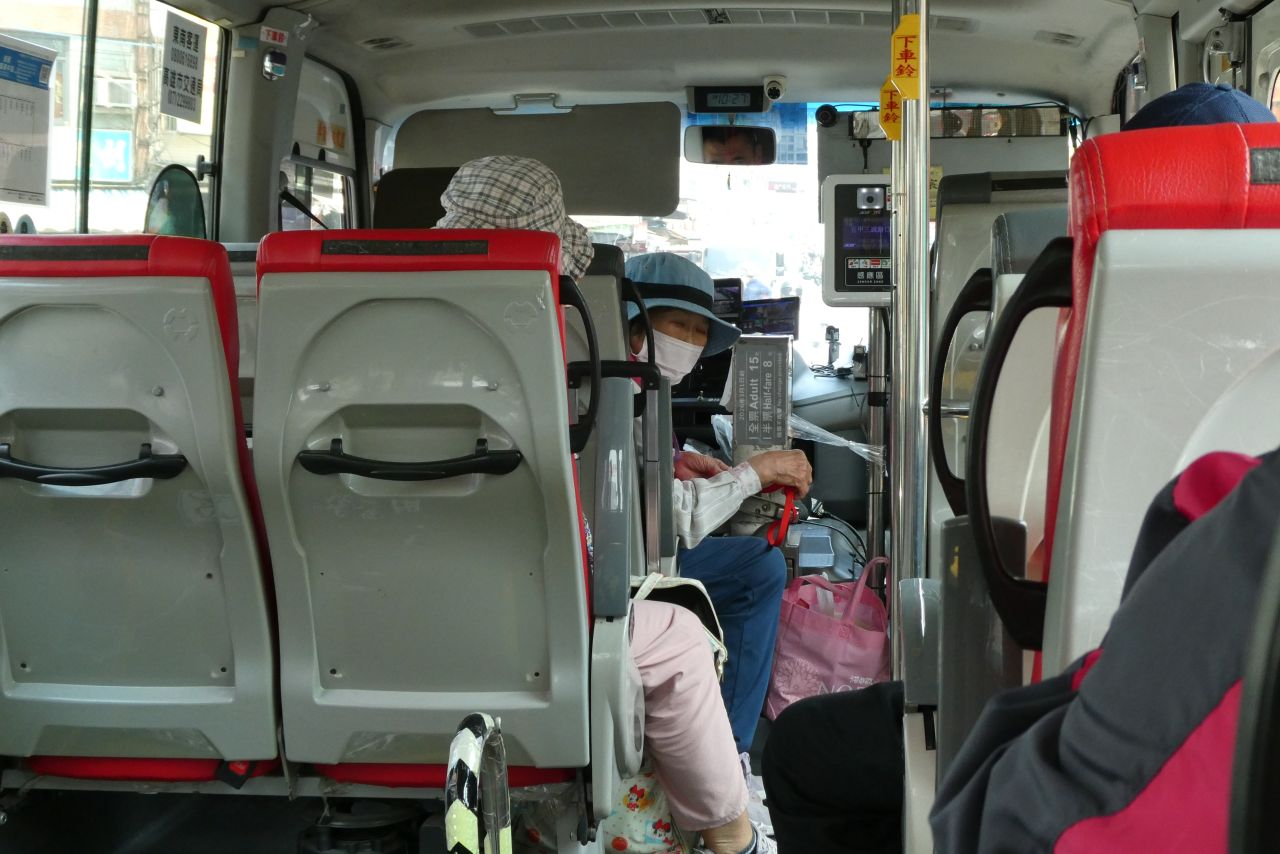 Kaohsiung City Bus Red 10 and 11